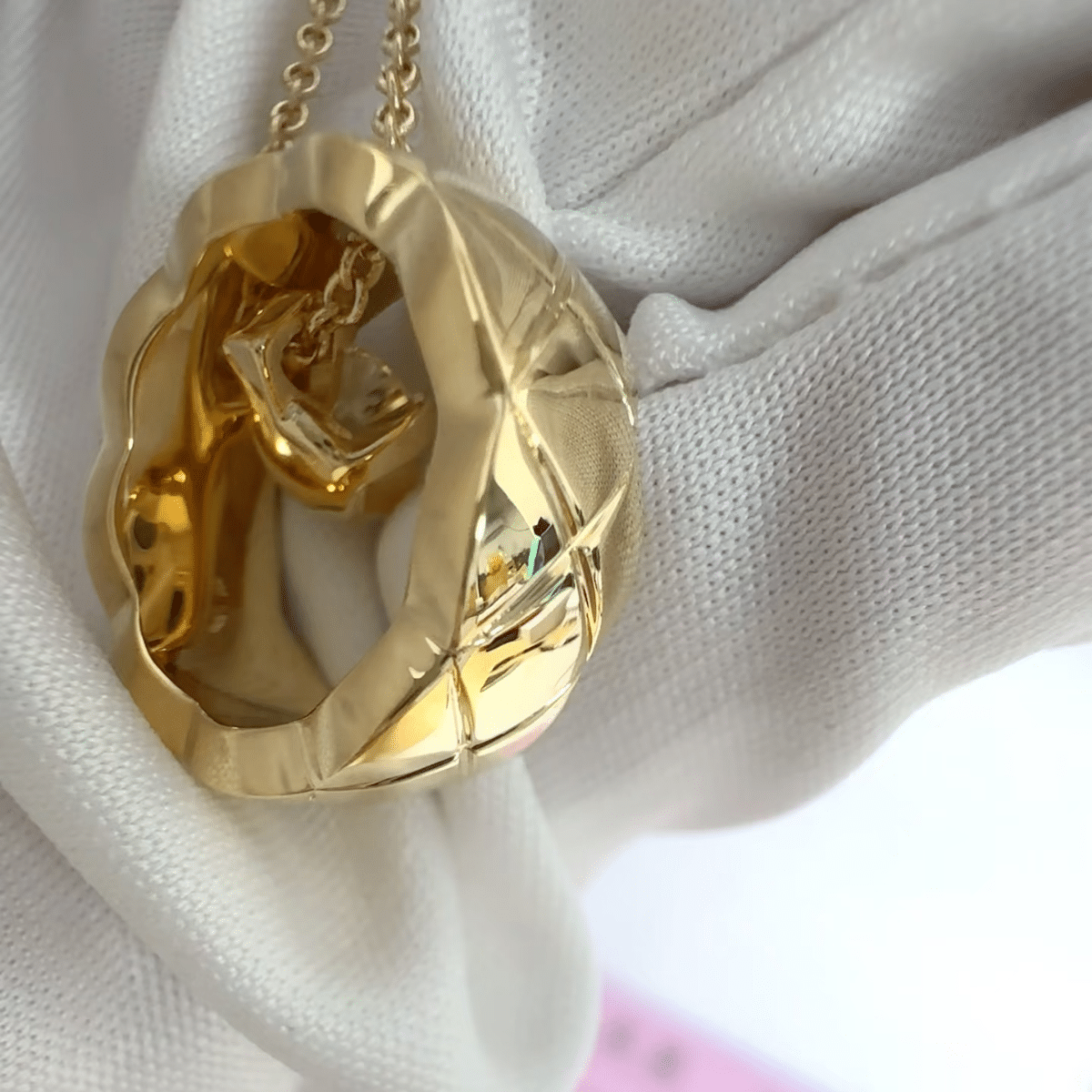 샤넬 코코크러쉬 퀼팅 모티프 네크리스 – 14K/18K 국내제작 21 12 4